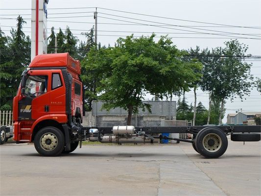 2024 FAW Jiefang J6L camion moyen 4X2 camion à décharge