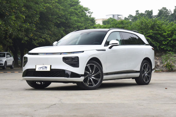 Xpeng G9 Super Sports SUV 313Ps Moteur Total Horsepower Smart Electric Car pour le marché