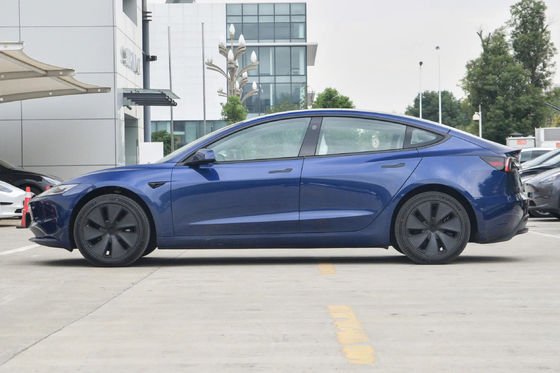 78.4KWH batterie 2024 Tesla Modèle 3 4 portes 5 sièges Véhicule électrique pour adultes