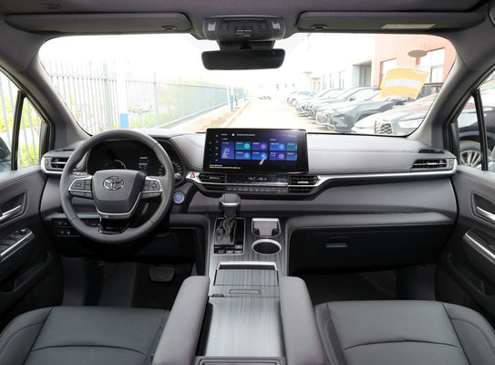 MPV Toyota Sienna d'occasion avec type de moteur naturellement aspiré et phares LED