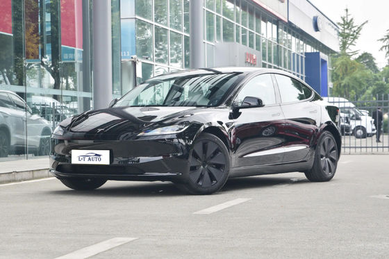 La voiture de sport électrique à longue portée à traction intégrale Tesla Model 2024 avec MAX.