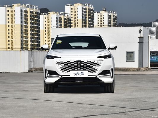 UNI-K SUV de taille moyenne 2.0t Véhicule à essence pour 4 roues motrices de Changan Automobile