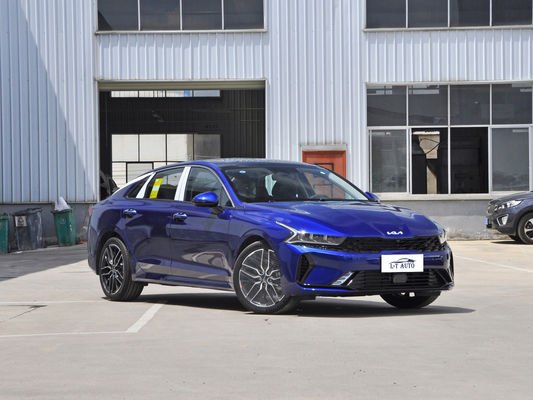 KIA K5 380GT Line Emblème de 2,0 tonnes Benzine 5 sièges Berline avec écran tactile