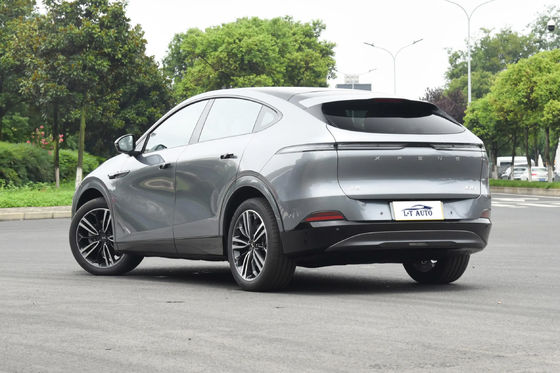 XPENG G6 voiture électrique 5 places SUV 4 roues motrices Temps de charge rapide 0,33h Une variété de couleurs
