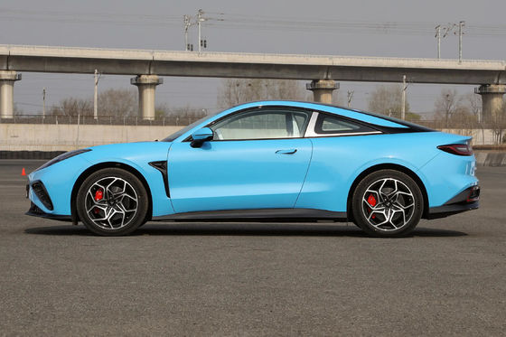 2023 NETA GT 4 sièges voiture de sport électrique pure 4WD AWD dans une variété de couleurs pour adultes