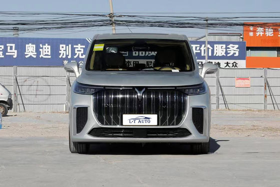 Vitesse maximale 200 Km/h 2024 VOYAH Luxe haut de gamme Voiture phare 7 places Véhicule électrique MPV