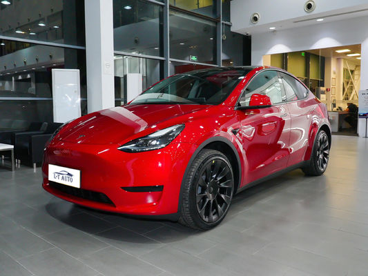 Véhicule énergétique 2024 Tesla Model Y avec une capacité de batterie de 78,4 kW et une puissance moteur de 331 kW