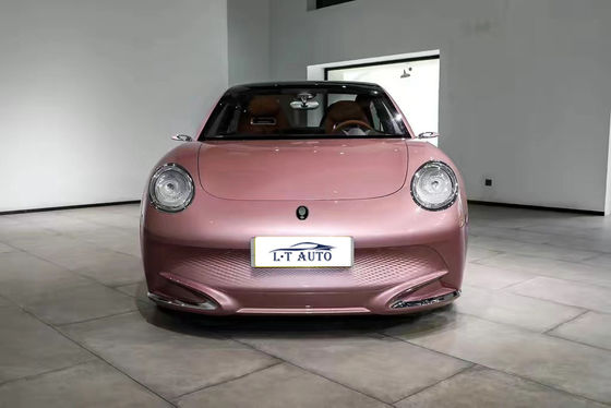 ORA Lightning Cat 4 roues Belle petite voiture avec batterie Energie de véhicule électrique
