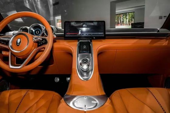 ORA Lightning Cat 4 roues Belle petite voiture avec batterie Energie de véhicule électrique