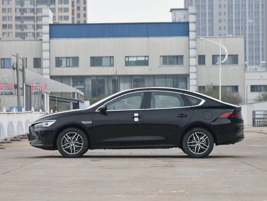 Electrique BYD Qin Plus Dm-I Compact à batterie Limousine électrique avec puissance hybride rechargeable