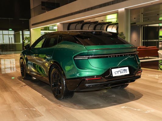 Découvrez le futur de la conduite avec le Red Lotus Eletre A 4WD Sport SUV 2024