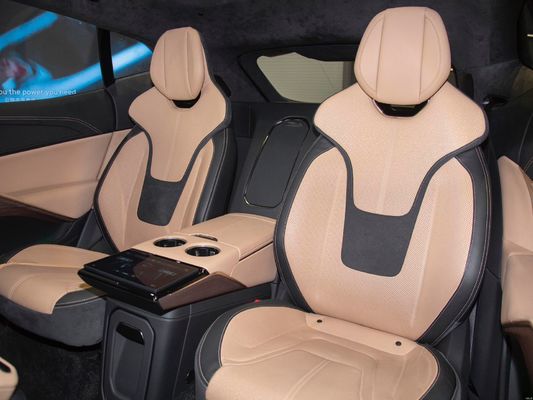 Découvrez le futur de la conduite avec le Red Lotus Eletre A 4WD Sport SUV 2024