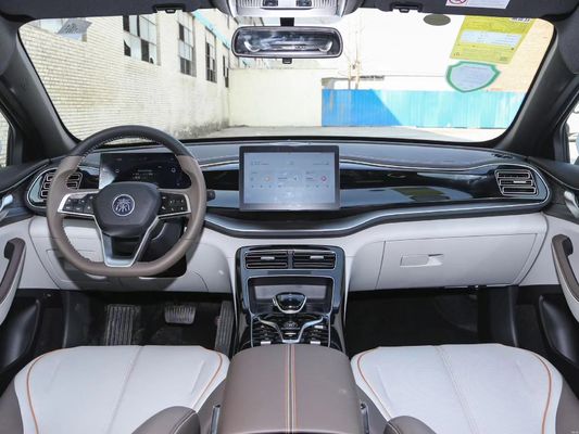 2024 BYD Qin PLUS DM-i 55KM Champion Edition Véhicule électrique à batterie en noir