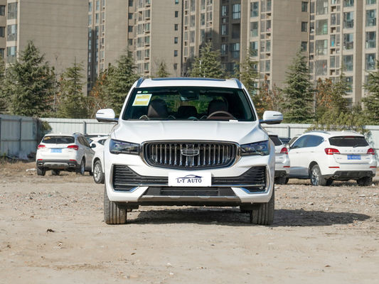 1.5-2.0L Geely Xing Yue L Phev Voiture Suv 5 sièges Suv Commerce Véhicule électrique pour adultes
