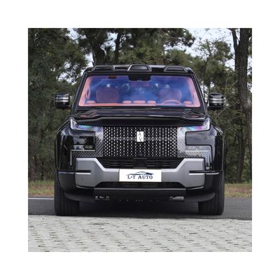 Mise à niveau vers Yangwang U8 La voiture HEV avec un temps de charge rapide de 0,3h et un design de luxe
