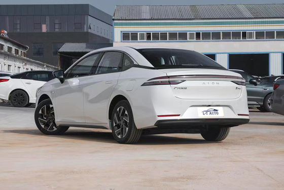 2024 Voiture électrique Aion S Plus 5 sièges Autonomie de 510 km Batterie LiFePO4 2750 mm Arête
