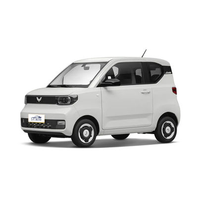 100% électrique Wuling Mini EV voiture à vitesse maximale de 100 km/h et BAIE de 2010 mm