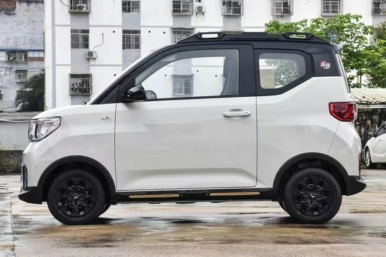 100% électrique Wuling Mini EV voiture à vitesse maximale de 100 km/h et BAIE de 2010 mm