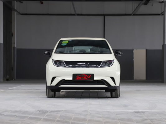 La conduite écologique est devenue plus facile grâce à la portée électrique pure de 405 km du BYD Dolphin EV et à sa recharge rapide