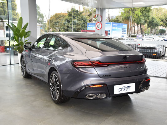 MG 7 berline 5 sièges 1.5T/2.0T Véhicules à essence à essence pour 2024 technologie avancée
