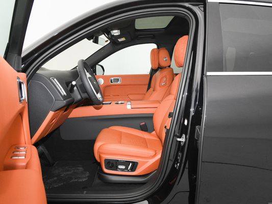 2024 Lixiang L7 Energy Car avec une structure de carrosserie SUV 5 portes 5 places et une batterie au lithium