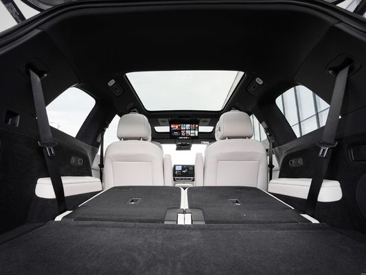 Exporté Lixiang L9 Grand SUV de 42,8 kWh de capacité de batterie et 5 portes 5 places