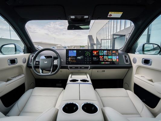 Exporté Lixiang L9 Grand SUV de 42,8 kWh de capacité de batterie et 5 portes 5 places