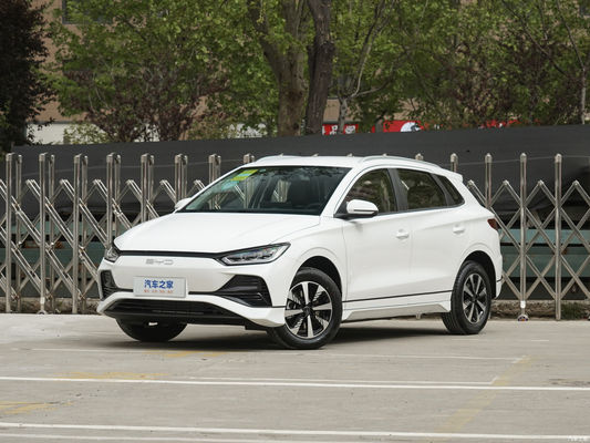 2024 BYD E2 voiture électrique version de luxe abordable avec vitesse maximale de 130 km/h 4 couleurs