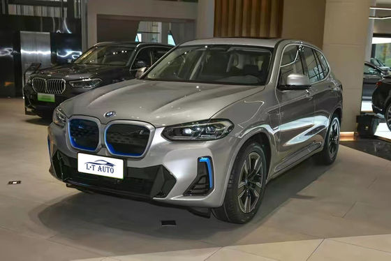 BMW iX3 voiture de patrouille électrique 4 ou 5 sièges Puissance maximale 286ps couple total 400Nm