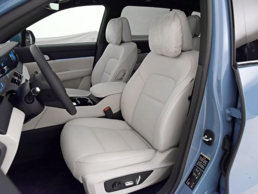2024 Leading Ideal Un SUV voiture EV voiture électrique énergétique en structure de carrosserie à 5 portes et 6 places