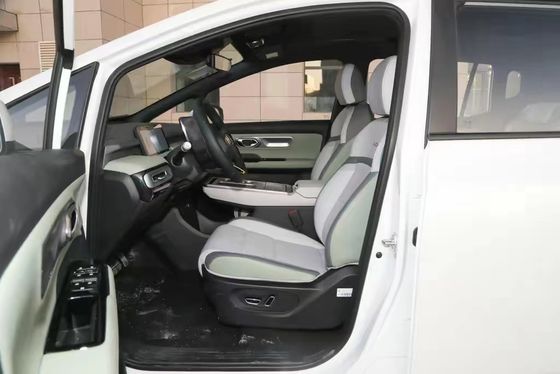 Le SUV le plus apprécié du marché chinois 2024 Aion Y Plus à conduite gauche pour voiture électrique rapide