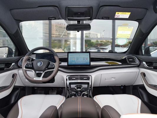 2024 BYD QIN Plus EV Une voiture électrique à énergie pour un mode de vie luxueux et écologique