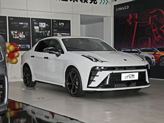 Lynkco 03 2.0 Turbocharged Sports Sedan 4684x1843x1460 Cylindres 4 hautement intelligents