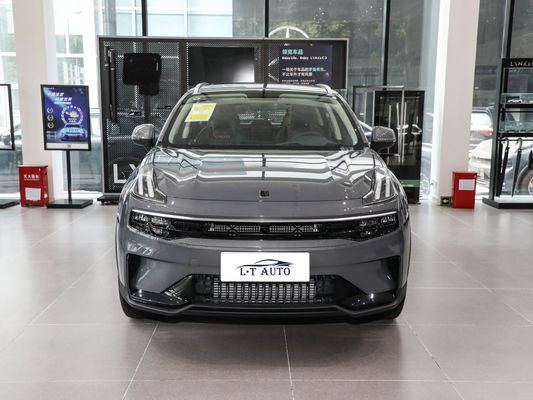 Capacité du réservoir de carburant de 50 à 80 litres LynkCo 06 Petit SUV à essence avec caméra arrière et 4 places