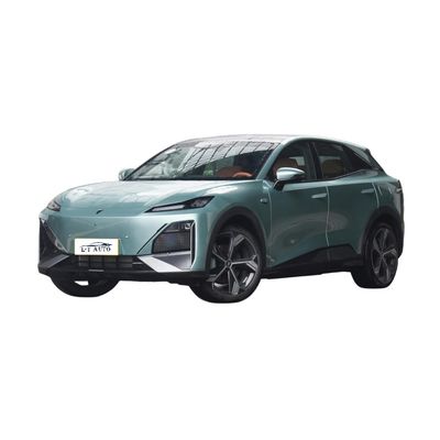 À gauche Changan bleu foncé Deepal S7 SL03 5 portes 5 sièges SUV Autos électriques à longue portée