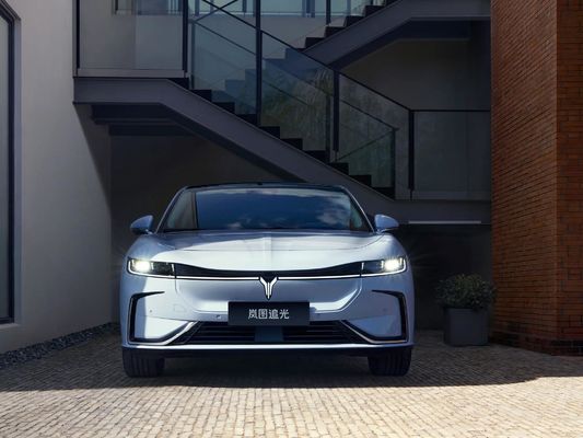 2024 Voyah Zhuiguang Limousine électrique Standard 5 sièges Véhicule électrique 5 couleurs 3000 mm