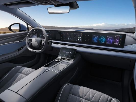 2024 Voyah Zhuiguang Limousine électrique Standard 5 sièges Véhicule électrique 5 couleurs 3000 mm