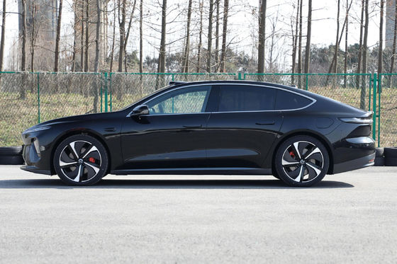 Pure électrique 2024 voiture de luxe à gauche La combinaison parfaite de style et d' énergie