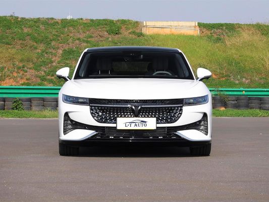 Voyah Chasing Light 4WD Ultra longue durée de vie de la batterie Lantu Zhuiguang fin Pure voiture électrique