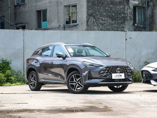 2023 MG One Compact SUV 5 portes 5 places voiture à essence automatique avec intérieur de luxe