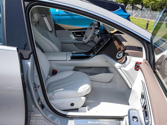 Véhicules énergétiques Benz EQE 350 2024 Voiture de luxe avec moteur de 215 kW et longue endurance de 752 km