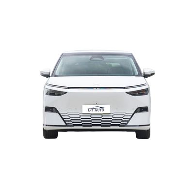 MPV de grande famille Xpeng X9 électrique 702KM NEDC Ultra Long Range 7 sièges Véhicule énergétique