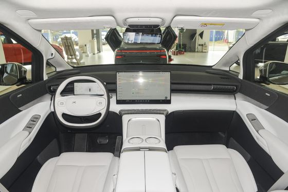 MPV de grande famille Xpeng X9 électrique 702KM NEDC Ultra Long Range 7 sièges Véhicule énergétique