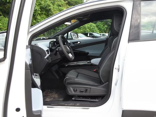Volkswagen ID4X Long Endurance à conduite à gauche Voiture électrique et extérieur blanc cristallin