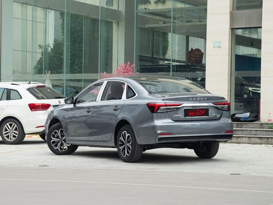 2024 Roewe i6 La voiture familiale parfaite avec ABS 5 sièges et caractéristiques de véhicule électrique