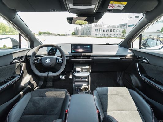 125 kW MG 4 EV AWD 4WD 425 km 520 km Véhicule électrique avec temps de charge rapide 0,47h et 1