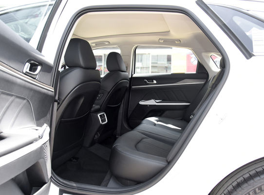 2024 KIA K3 Chinese Automobile Midsize Sedan Voiture avec suspension arrière multi-link