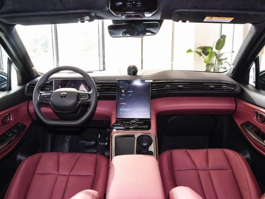 Le SUV NIO ES8 est votre choix idéal avec plusieurs couleurs et 100% de carburant électrique