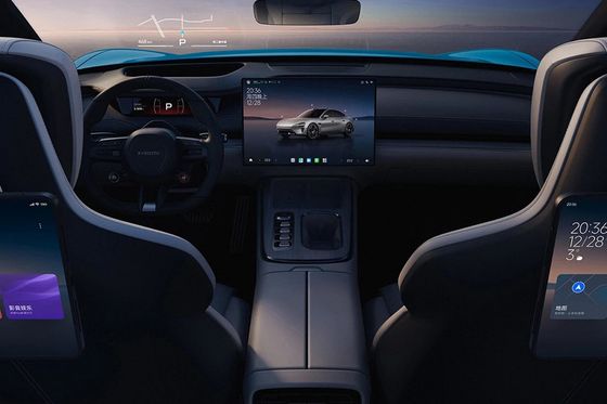 2024 Xiaomi Su7 High Speed Sedan Pure Electric Car avec 5 sièges et le volant à gauche