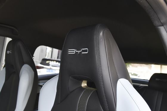 Véhicules électriques purement électriques BYD Seagull 4 sièges Hatchback avec batterie LiFePO4 2024